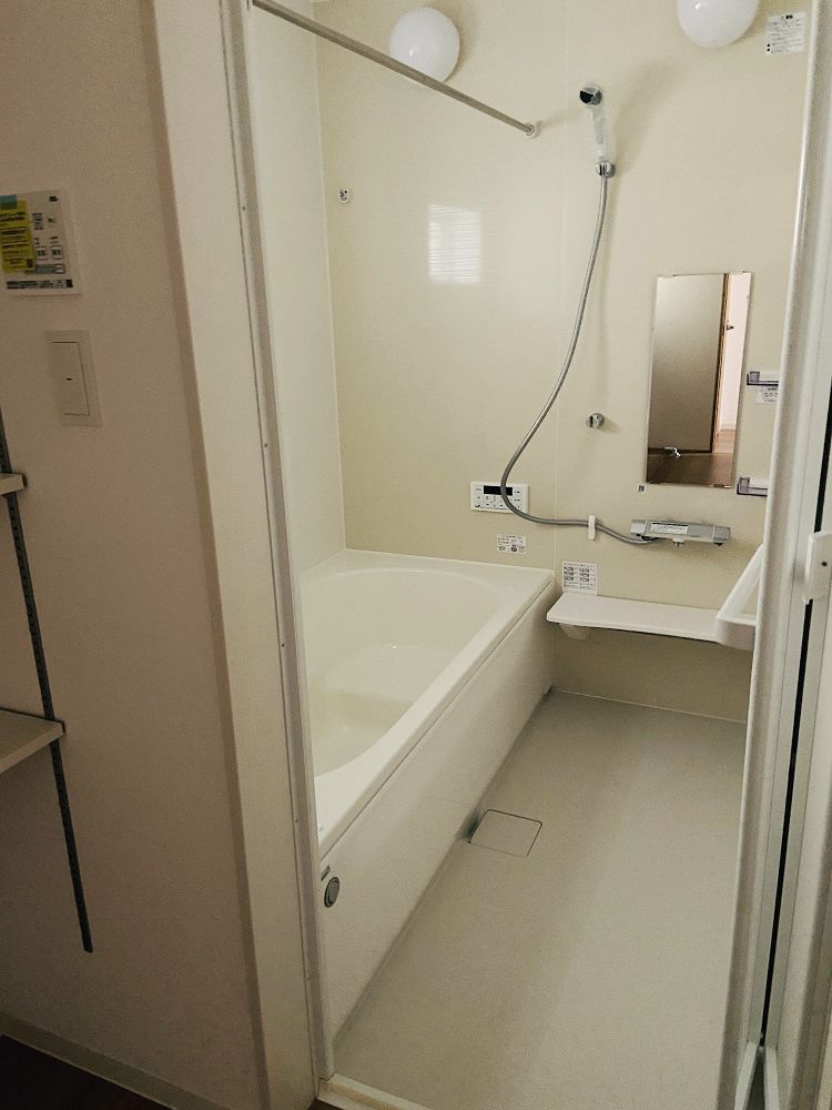 【3号地】浴室（Housetec）上質で快適な装備に包まれたバスルーム。お手入れしやすさ、使いやすさを備えています