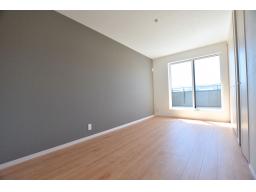 【3階7.5帖】全居室は振り分けタイプでプライベート時間もゆったりと過ごせます。収納が随所に備わっています。