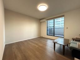 ３階洋室８J　備蓄庫付