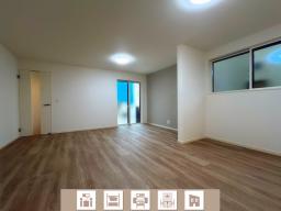 【LDK18帖】ご家族みんながゆったりくつろげる17帖の広々リビング。