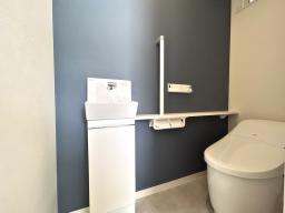 【1号地トイレ】