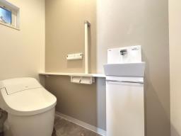 【2号地トイレ】