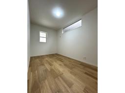 １階サービスルーム５.６J