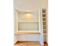 開放感たっぷりのリビングは勉強や仕事もはかどります♪