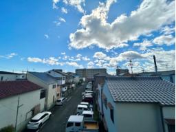 2階バルコニーから見た景色。