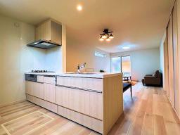 【1号地LDK18帖】