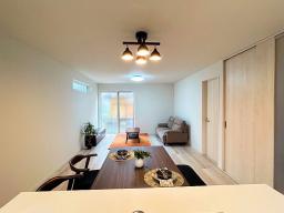 【1号地LDK18帖】