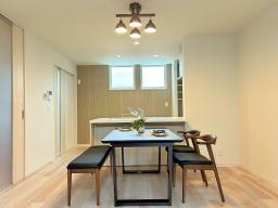 【1号地LDK18帖】