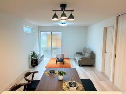 【1号地LDK18帖】