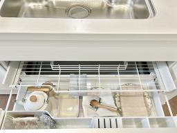 洗練されたデザインと優れた使いやすさのキッチンは、毎日の家事も楽しくなります。