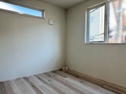 【2階東側洋室5.5帖】