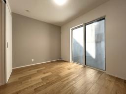 １階サービスルーム６J・クローゼット