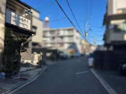 前道(北向)約４ｍ