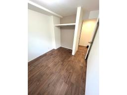 【1階洋室5.2帖】