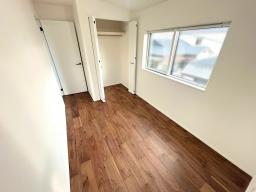 【3階洋室4.8帖】