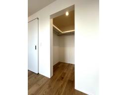 ３階洋室７J・ウォークインクローゼット