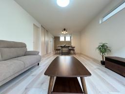 【1号地LDK18帖】