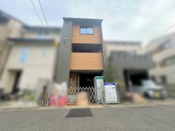 駐車スペース1台分ございます！