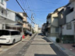 前道(東向)約６ｍ