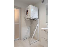 【ランドリールームイメージ】雨の日も快適に洗濯できる、ガス衣類乾燥機「乾太くん」付き。天候や花粉を気にせず、毎日の洗濯がスムーズに進みます。※掲載の写真は当社施工事例であり、本物件のものではありません