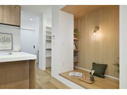 【同分譲地・施工事例】ヌック：棚付きで、お気に入りの本や小物を飾って自分らしくカスタマイズ♪