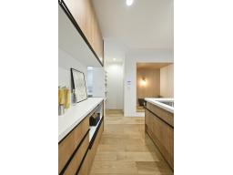 【同分譲地・施工事例】カップボード：家電を1カ所にまとめてキッチンすっきり。