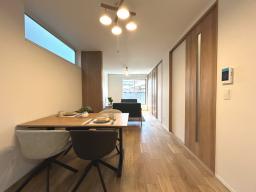 リビングダイニング