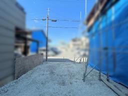 ・スーパー・コンビニが徒歩10分圏内にあり毎日のお買い物に便利な立地 ・翔鸞小学校まで約130ｍでお子様の通学も安心の距離