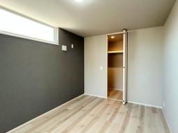 洋室6.7帖