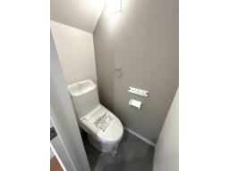 来客時は1階、ご家族は2階と使い分けが可能！プライベートな空間をしっかり守れます。