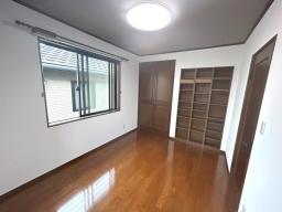 2Ｆ洋室6帖(北側)