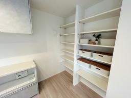 LDK　家具付き販売いたします