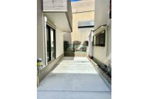 2025年2月撮影　駐車スペース