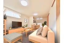 リビングイメージ ※掲載のモデルハウス画像は、完成建物の画像にCGで家具を合成配置したものです。実際にはモデルセッティングはございませんので、ご了承ください。