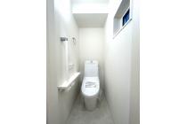 落ちにくい汚物汚れも、水を流すだけツルンっと落とせる新素材”アクアセラミック”で毎日のお手入れ簡単！