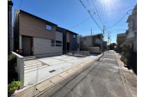 前道（2025年10月下旬撮影）