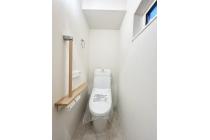 落ちにくい汚物汚れも、水を流すだけツルンっと落とせる新素材”アクアセラミック”で毎日のお手入れ簡単！