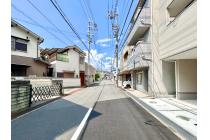 南西道路は6.8ｍ幅員でゆったりとしています。