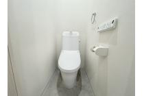 落ちにくい汚物汚れも、水を流すだけツルンっと落とせる新素材「アクアセラミック」で毎日のお手入れ簡単！