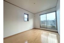 【3階洋室6帖】南向きバルコニーから採光を取り込めて日当たり良好なお部屋に。