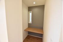 2階洋室7.5帖ワークスペース