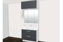 機能性に優れた三面鏡（長寿命・省電力のスリムLED付）と、豊富な収納キャビネットがついたスタイリッシュな洗面化粧台です。※画像はイメージです。