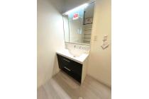 【洗面化粧台】収納豊富なミラーキャビネットでスッキリ整理整頓。