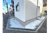 お車だけでなく、自転車の駐輪も可能で日常使いに便利です。