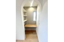 お子さんの勉強机やリモートワークに活用できるカウンター机をリビングに配置することでご家族を過ごしながら集中するスペースも確保できます♪