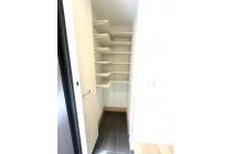 ご家族の靴を整理整頓できる玄関のシューズクローゼット。