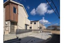 全棟２階建て、日当たり良好！駅前には教育環境や買い物施設も整い、落ち着いた住宅街と便利さを両立。自然と都市のバランスがちょうどいい、心地よい暮らしが叶うエリアです。