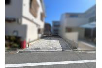 徒歩10分圏内に生活に便利な施設が複数あるので利便性◎ 。落ち着いた街並みと暮らしやすさが両立できる立地。理想の住まいを自由設計で実現できる安心の建築条件付土地。