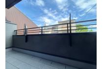 【2階バルコニー】