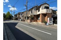 現地（2026年7月）撮影　上七軒の落ち着いた住宅街の雰囲気が伝わる1枚です。